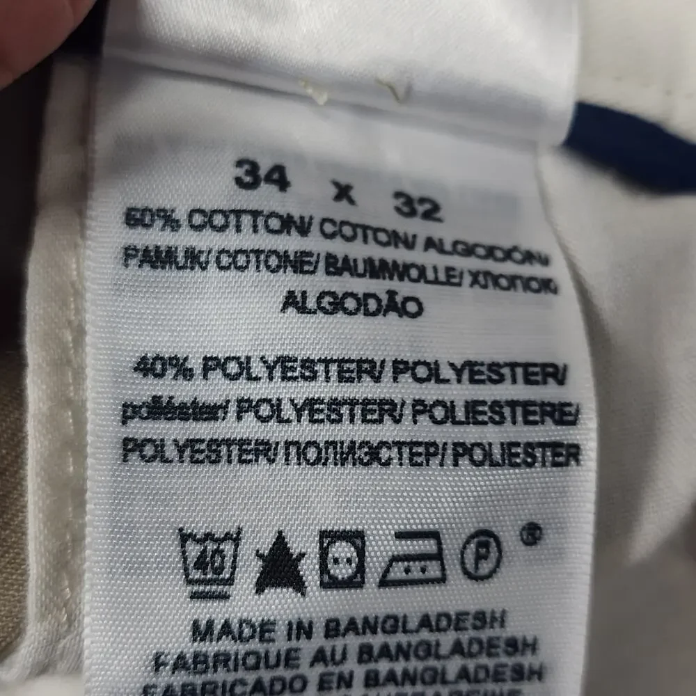 Dockers Classic Fit Khaki Pants Mens 34x32 Beige Flat Front Casual Chinos
